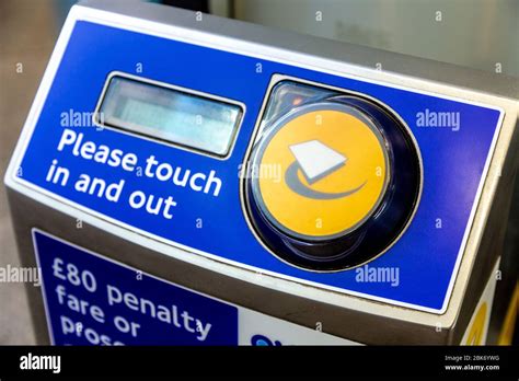 oyster card nfc iphone|tfl oyster card reader.